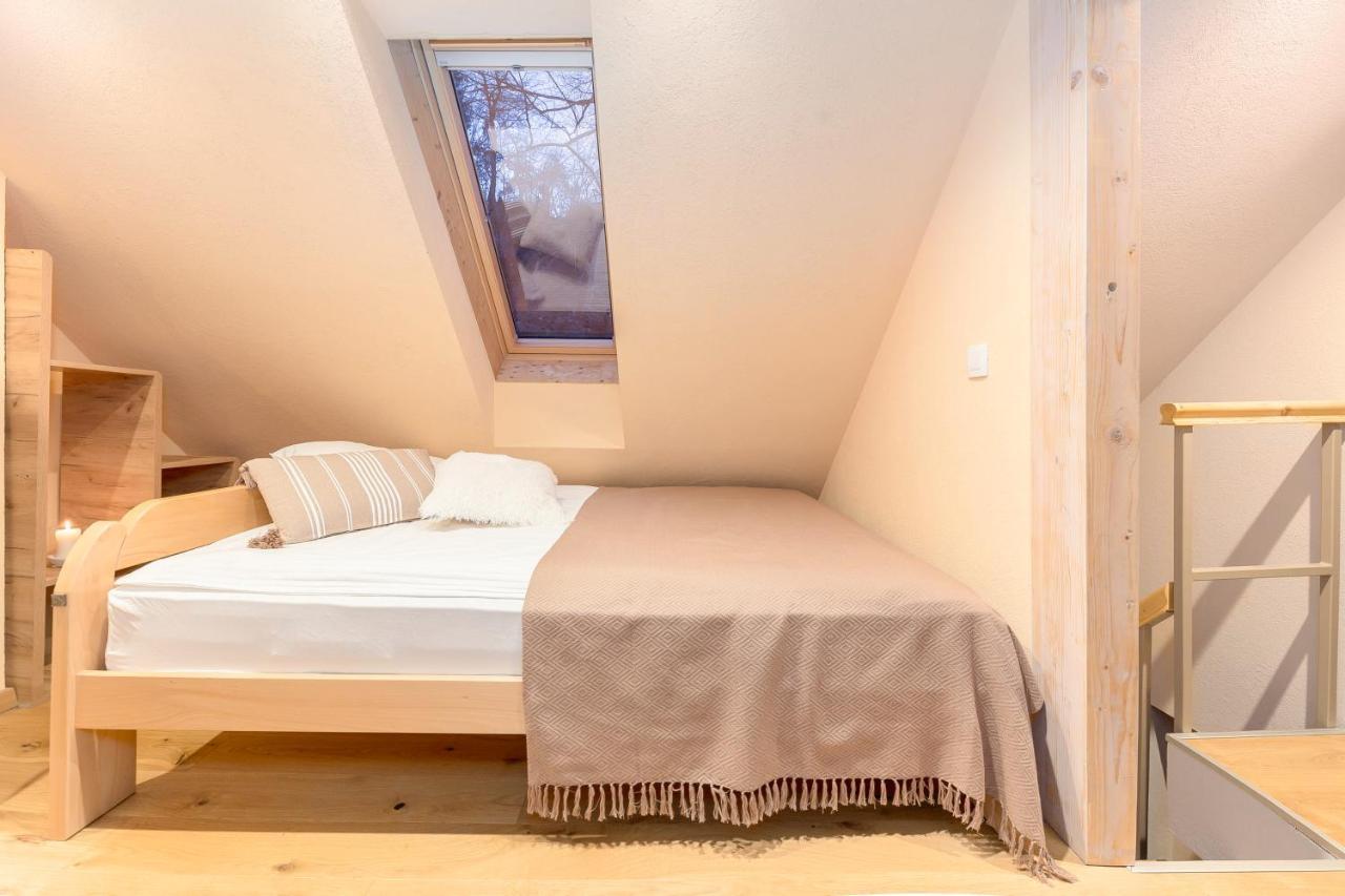 Bohinj Cottage Pr' Maricki - House In Nature With Hot Tub & Sauna Zewnętrze zdjęcie